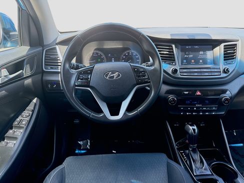 Used 2018 Hyundai Tucson Sport FWD image 18