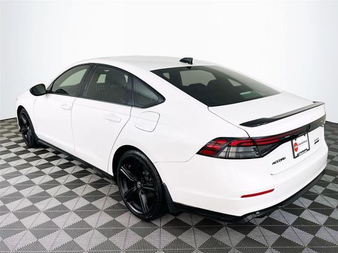 Used 2023 Honda Accord Sport image 7
