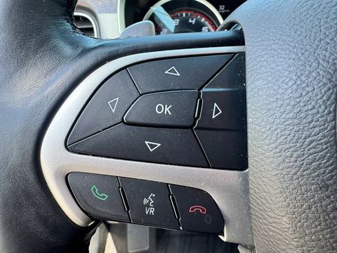 Used 2015 Dodge Charger R/T RWD image 41