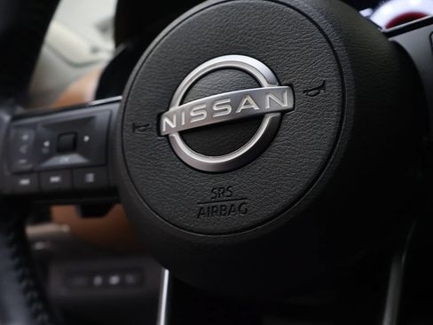 Used 2024 Nissan Pathfinder Platinum AWD/4WD image 22