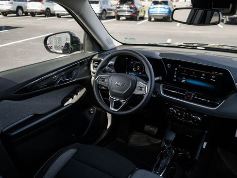 New 2026 Chevrolet TrailBlazer LT AWD/4WD image 14