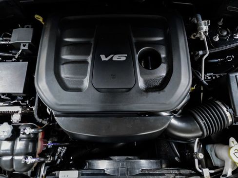 Used 2017 Jeep Grand Cherokee Limited w/ Trailer Tow Group IV image 14