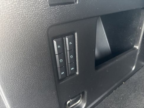 Used 2018 Ford Expedition Limited w/ Equipment Group 302A image 30