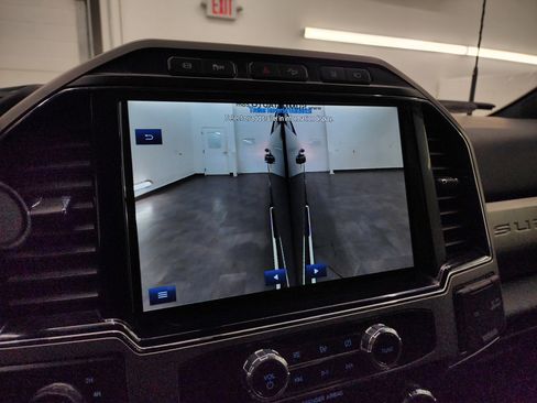 Used 2022 Ford F250 Lariat w/ Lariat Value Package image 21