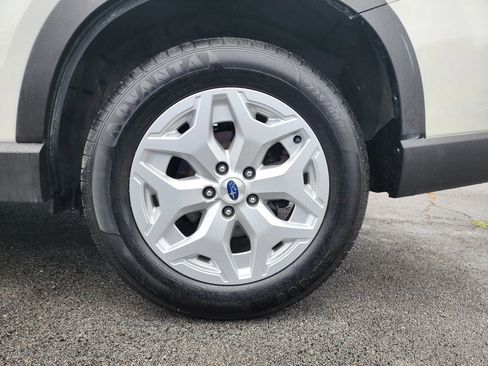 Used 2023 Subaru Forester AWD/4WD image 20