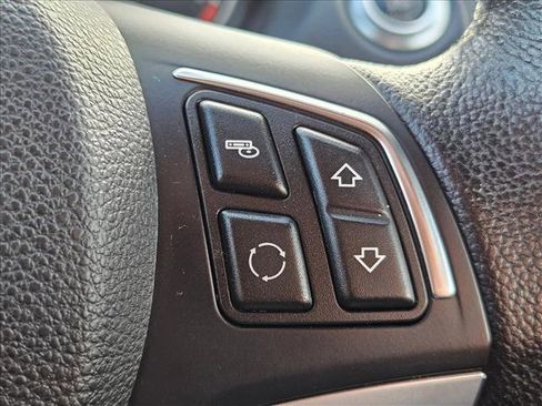 Used 2013 BMW 128i Convertible image 24