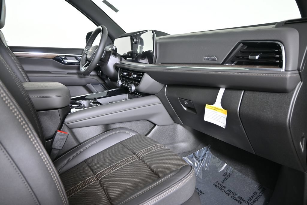 New 2026 Chevrolet Tahoe High Country AWD/4WD image 15
