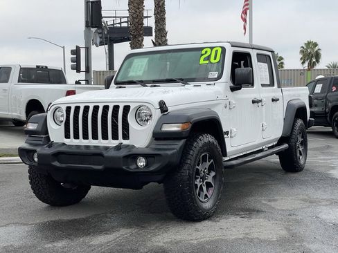 Used 2020 Jeep Gladiator Sport w/ Quick Order Package 24S image 2