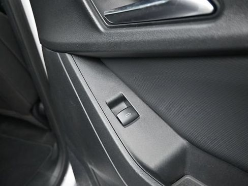 Used 2025 Chevrolet Equinox LT FWD image 45