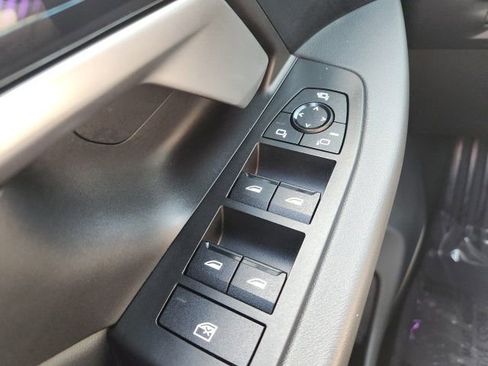 Used 2024 BMW i5 eDrive40i image 37