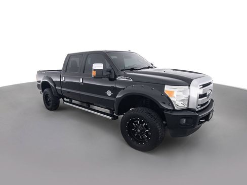 Used 2015 Ford F250 Platinum w/ FX4 Off-Road Package AWD/4WD image 3
