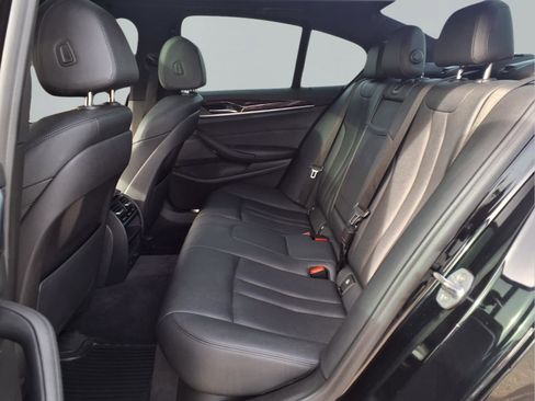 Used 2018 BMW 530i image 14