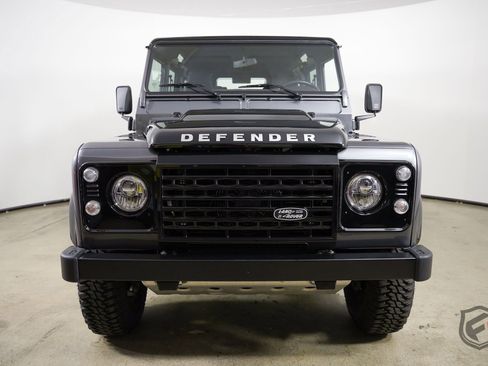 Used 1991 Land Rover Defender 110 image 3