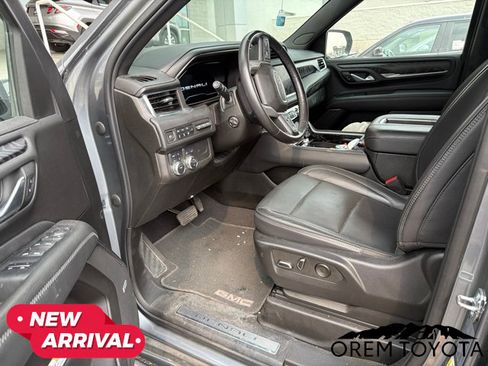 Used 2022 GMC Yukon Denali AWD/4WD image 5
