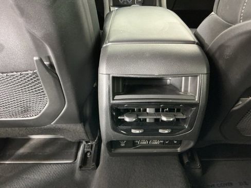 Used 2023 Jeep Grand Cherokee Limited w/ Luxury Tech Group II image 27