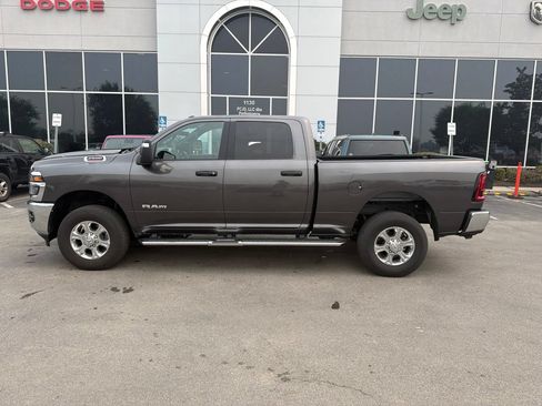 Used 2026 RAM 2500 Big Horn AWD/4WD image 6