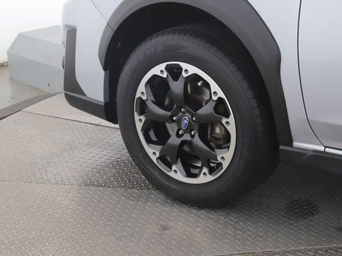 Used 2021 Subaru Crosstrek 2.0i Premium image 13