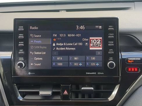 Used 2024 Toyota Camry XSE FWD image 18
