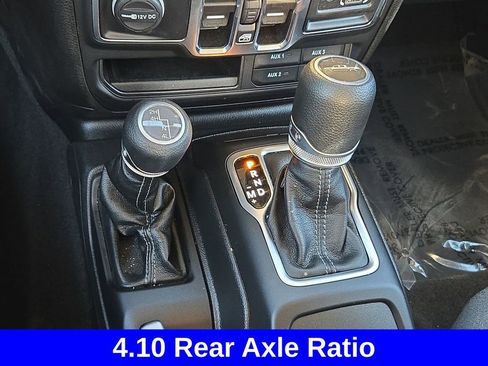 New 2025 Jeep Gladiator Sport AWD/4WD image 22