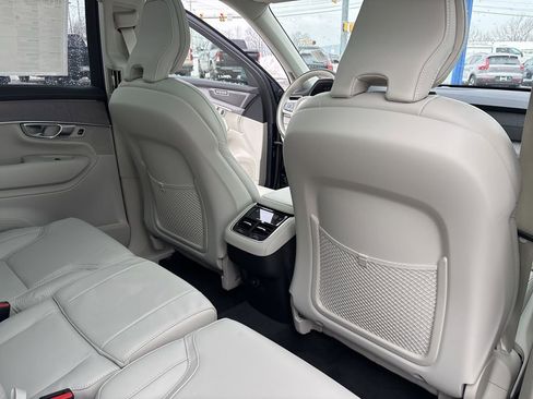New 2026 Volvo XC90 B6 Ultra w/ Protection Package AWD/4WD image 44