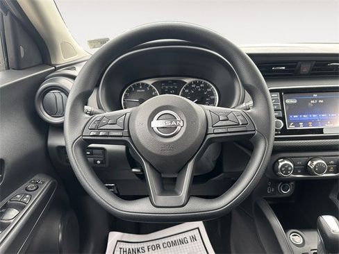 New 2025 Nissan Kicks S image 12