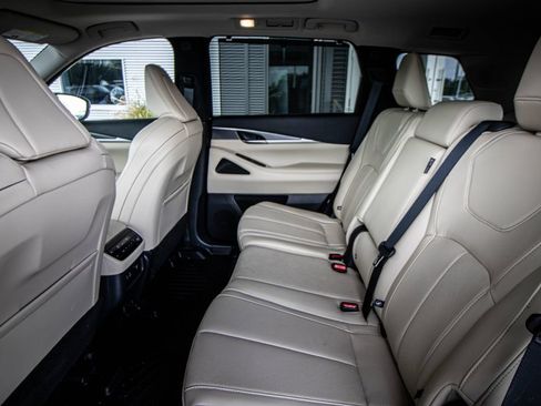 Used 2024 INFINITI QX60 Luxe w/ Cargo Package FWD image 27
