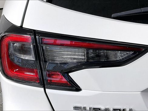 Used 2022 Subaru Outback Touring XT image 30