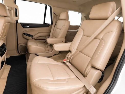 Used 2015 GMC Yukon SLT w/ Open Road Package AWD/4WD image 17