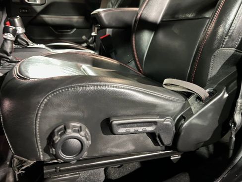 Used 2022 Jeep Gladiator Rubicon w/ Trailer Tow Package image 25