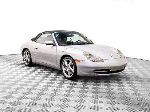 Used 2000 Porsche 911 Carrera 4 image 6