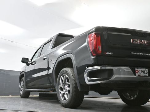 Used 2022 GMC Sierra 1500 SLT w/ SLT Convenience Package AWD/4WD image 58