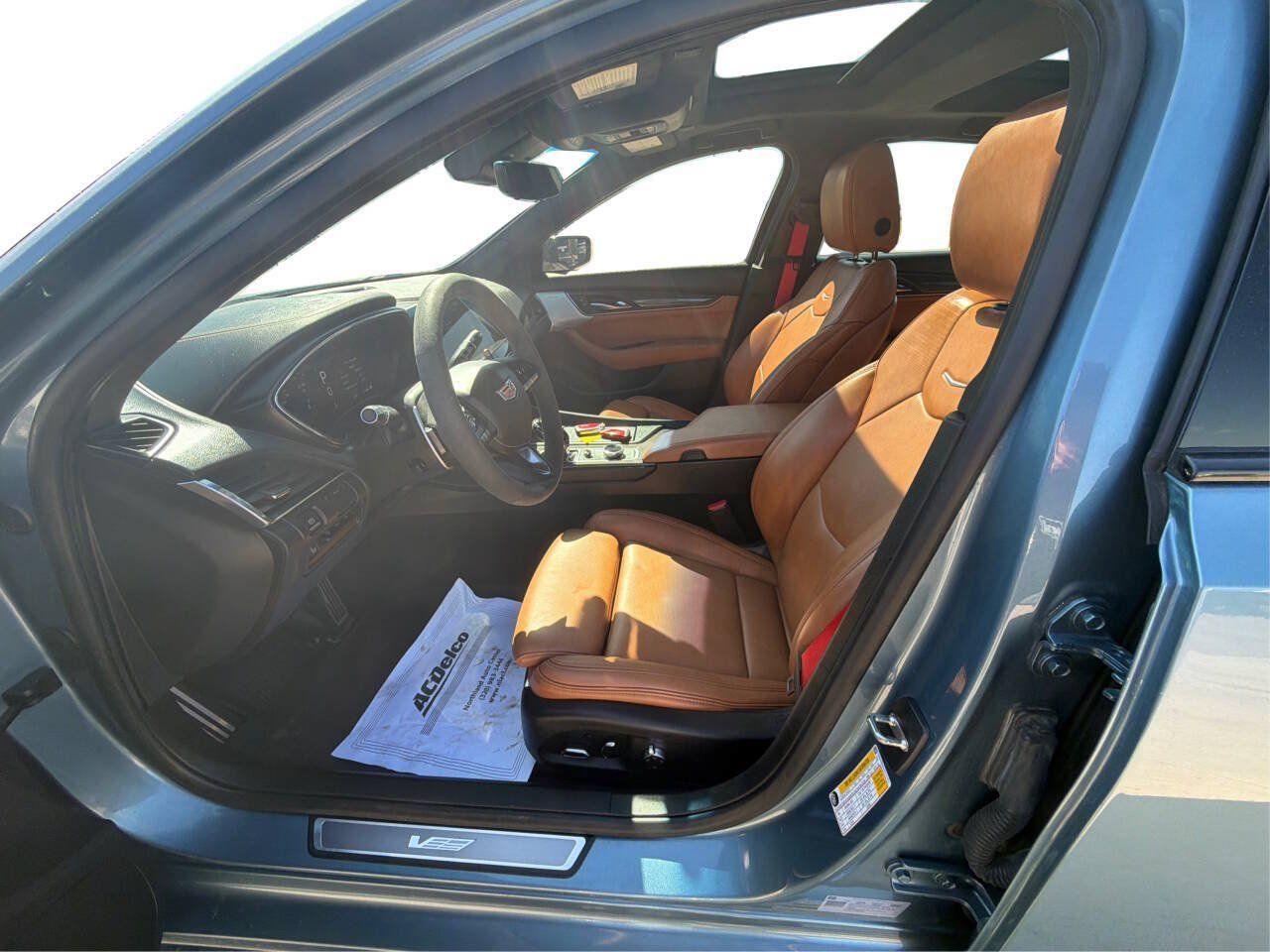 Used 2023 Cadillac CT5 V w/ Platinum Package AWD/4WD image 9
