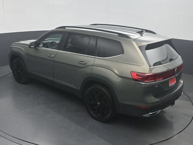 Used 2026 Volkswagen Atlas SE FWD image 23