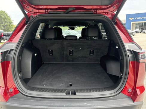 Used 2025 Chevrolet Equinox LT w/ Convenience Package II AWD/4WD image 14