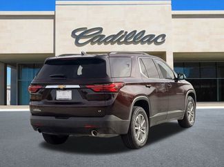 Used 2023 Chevrolet Traverse LT video 3