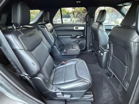 Used 2023 Ford Explorer ST w/ Equipment Group 401A AWD/4WD image 16