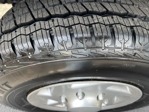 Used 2014 Ford E-350 and Econoline 350 Super Duty image 18