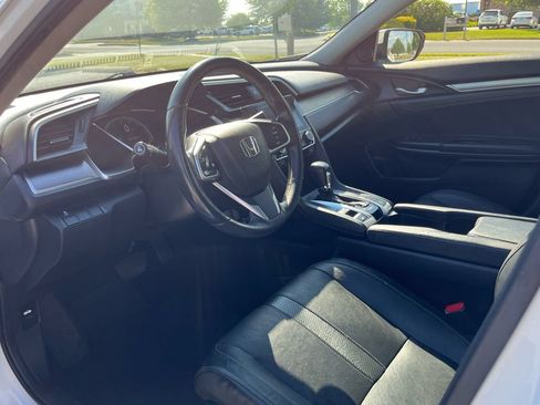 Used 2018 Honda Civic EX-L image 10