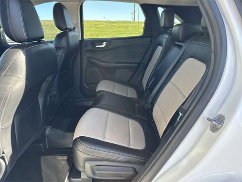 Used 2021 Ford Escape Titanium w/ Titanium Elite Package image 24