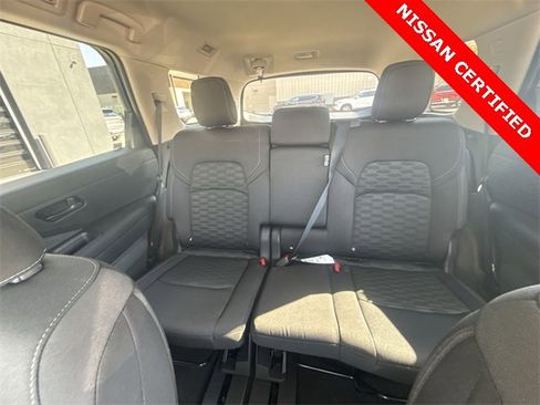 Certified 2025 Nissan Pathfinder SV image 21