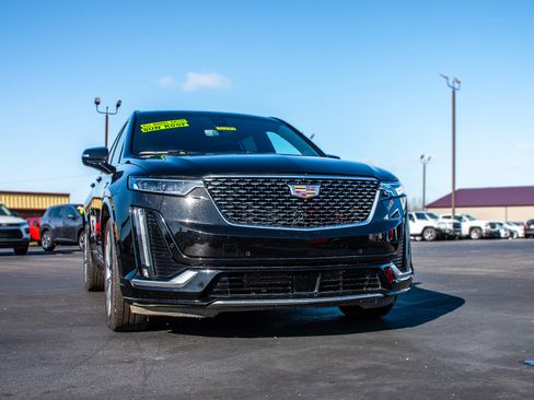 Used 2024 Cadillac XT6 Premium Luxury w/ Platinum Package image 12