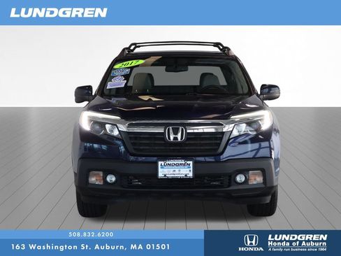 Used 2017 Honda Ridgeline RTL-T image 2