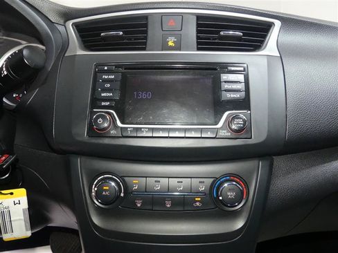 Used 2018 Nissan Sentra S FWD image 36