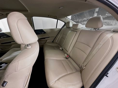 Used 2017 Honda Accord EX-L image 25