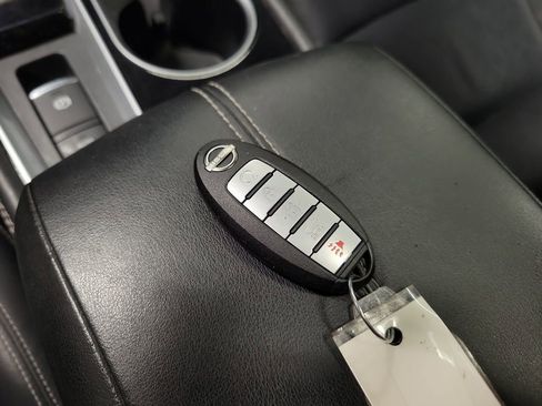 Used 2023 Nissan Altima 2.5 SL AWD/4WD image 15
