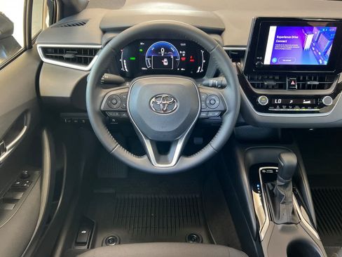 Certified 2026 Toyota Corolla SE FWD image 14