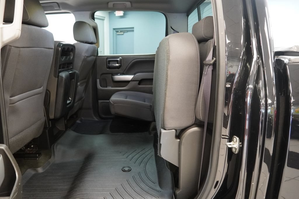 Used 2017 Chevrolet Silverado 1500 LT w/ All Star Edition AWD/4WD image 26