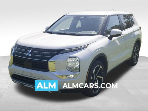 Used 2024 Mitsubishi Outlander SE AWD/4WD image 1