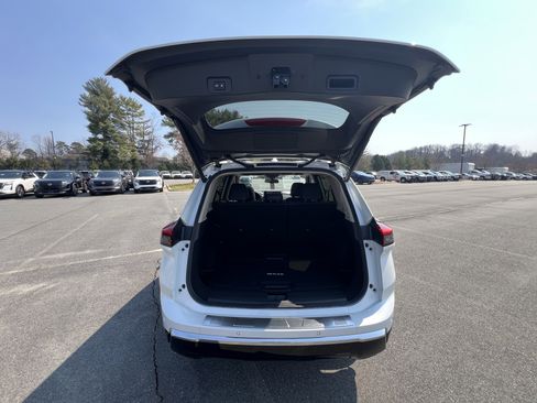 New 2026 Nissan Rogue Platinum w/ Platinum Premium Package image 29