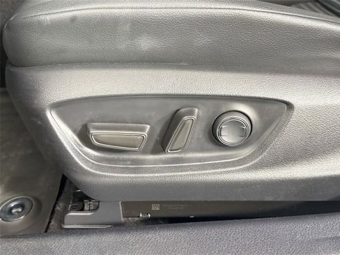 Certified 2023 Toyota Camry SE FWD image 23